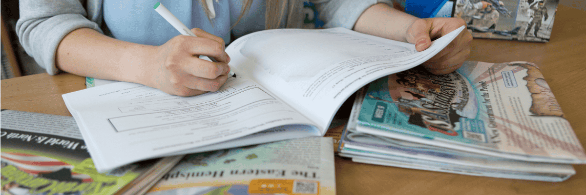 Studies Weekly Curriculum Teacher working with Studies Weekly